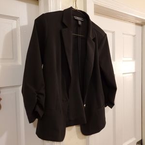 BLACK BLAZER SIZE L